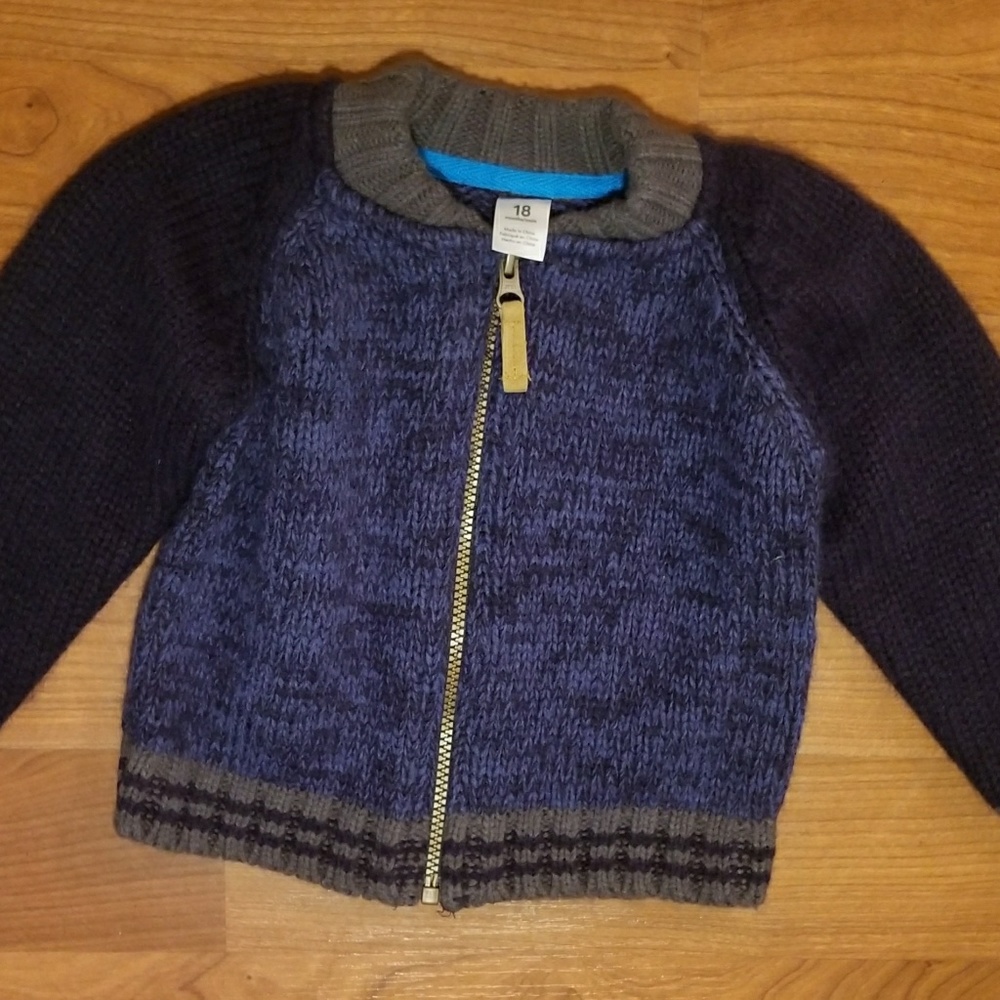 CARTER'S  BABY SWEATER